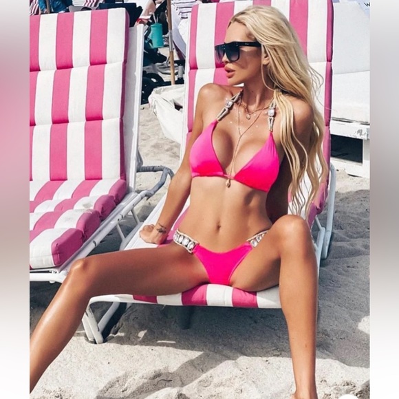 SOLD OUT xxx Regina’s desire “roped up” by beach bunny XL top and L bottoms - Picture 14 of 15